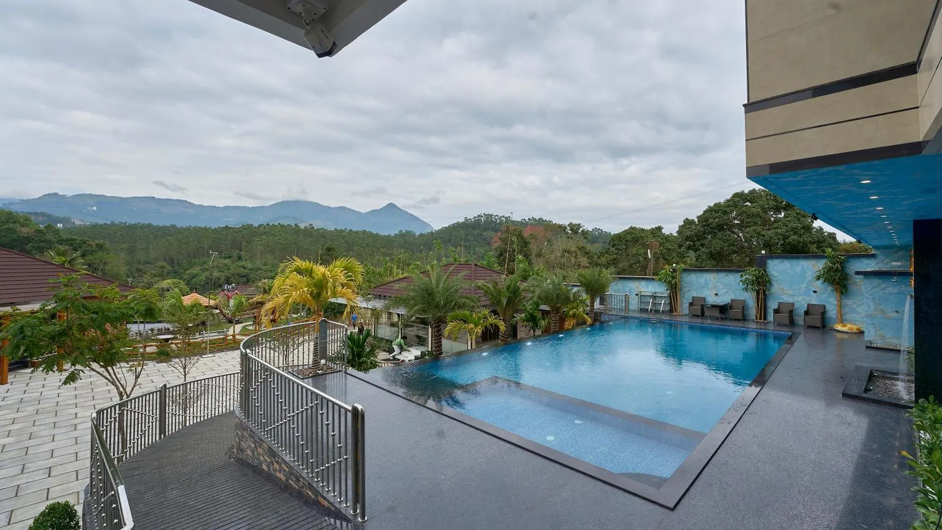 Eve Munnar Luxury Resort And Spa Anachal