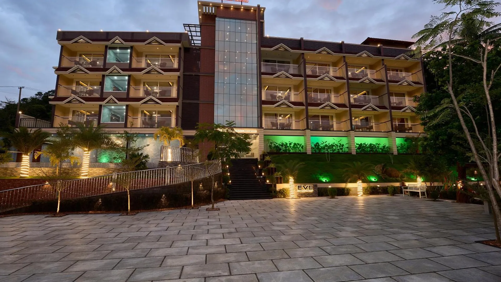 Hotel Eve Munnar Luxury Resort And Spa Anachal