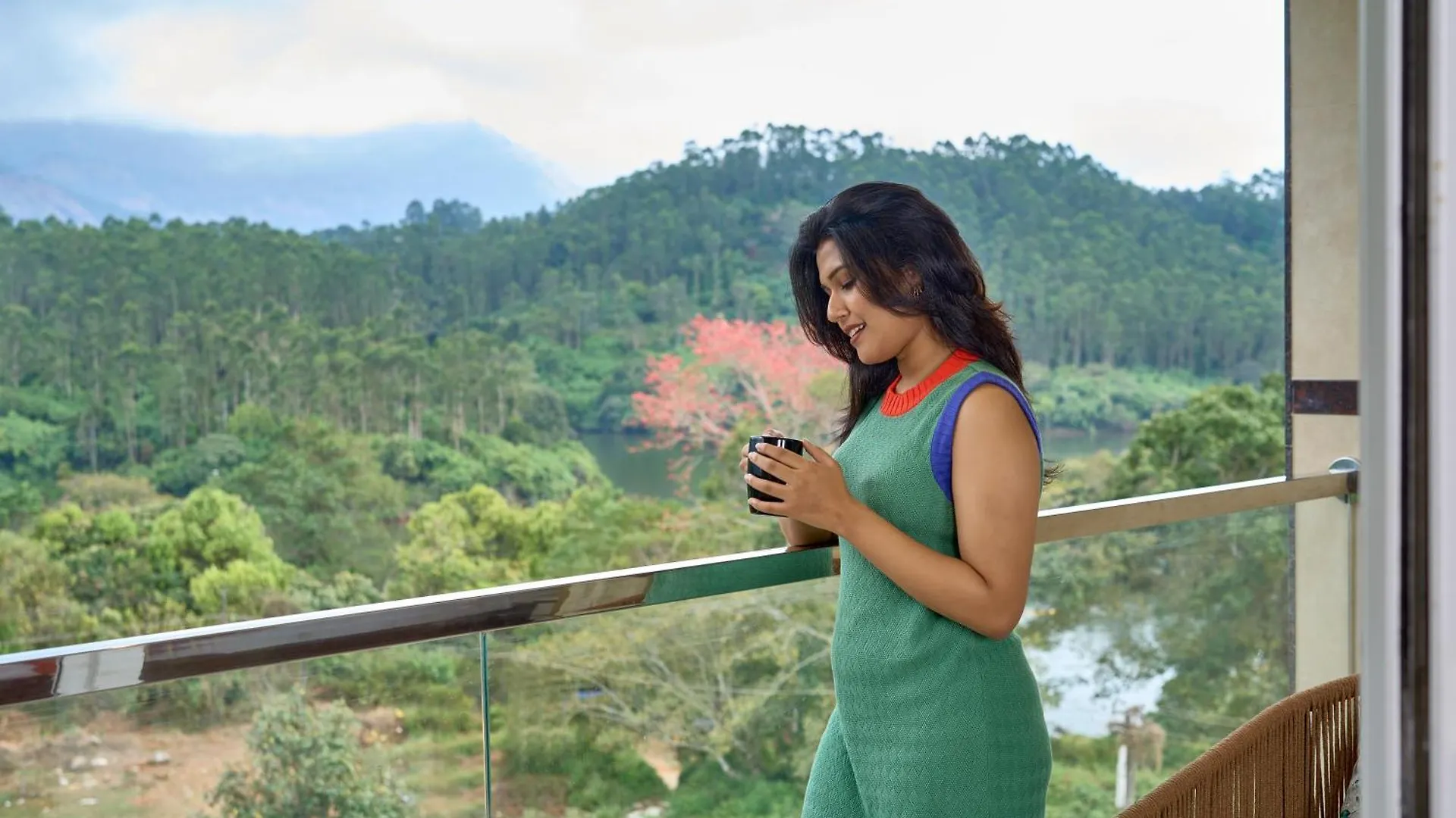 Hotel Eve Munnar Luxury Resort And Spa Anachal