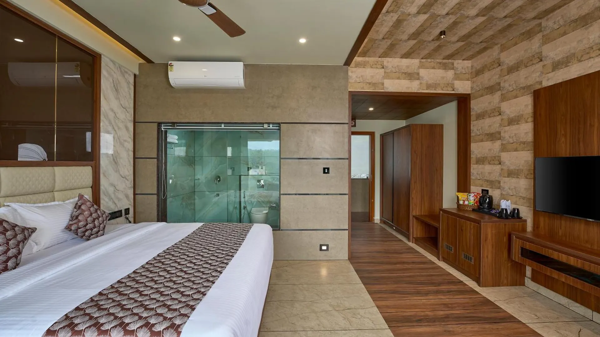 Hotel Eve Munnar Luxury Resort And Spa Anachal